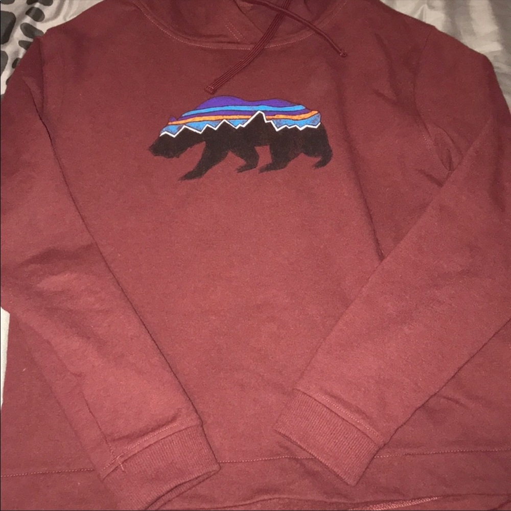 Maroon Patagonia Sweatshirt